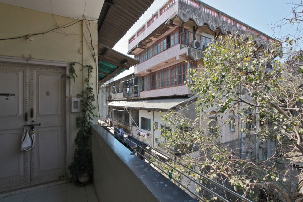 Rear window: Manto lived in Adelphi Chambers–the building on the right–for much of his time in Bombay