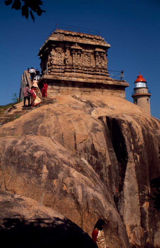 Mahabalipuram, Tamil nadu It is a pleasant two-hour drive from Chennai to Mahabalipuram. This lighthouse dates back to 1900, and blends in nicely with the surrounding monuments. Most visitors make it a point to go to the top of the lighthouse for a bird’s-eye view of the area.  Since there are exceptional examples of Pallava art around the lighthouse, it is believed that there was once a thriving school for young sculptors here. Many temples have been carved out of a single rock. The area was declared a UNESCO World Heritage Site in 1984.  Image courtesy: Getty Images